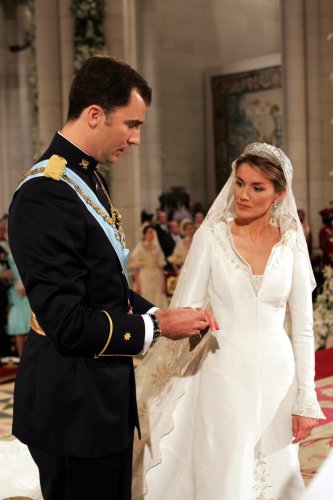 Don Felipe y Doa Letizia, durante el intercambio de anillos 