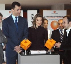 Los Príncipes junto al presidente de la Junta de Extremadura