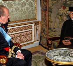 El Rey con el Embajador del Reino de Malasia