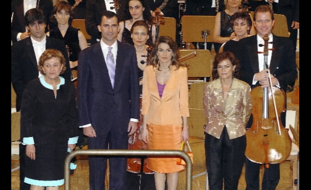 Los Príncipes junto a Carmen Caffarel y Carmen Calvo