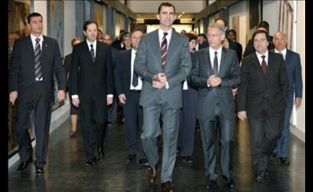 Don Felipe junto al presidente de Mango, Isak Andic