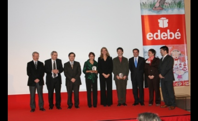 Doña Cristina con los premiados