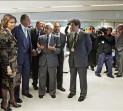 Los Reyes atienden a las explicaciones del presidente del RACC