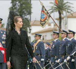 Doña Elena durante el acto