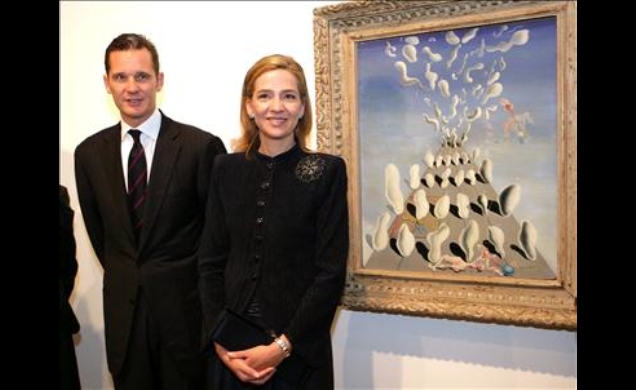 La Infanta Doña Cristina, y su esposo, Don Iñaki Urdangarin, junto al cuadro"Inaugural goose flesh" de Salvador Dalí