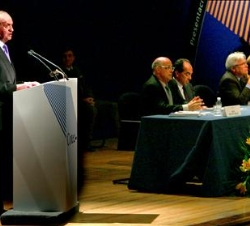 Don Juan Carlos, durante sus palabras