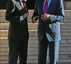 Su Majestad el Rey con el presidente del Gobierno, momentos antes del despacho