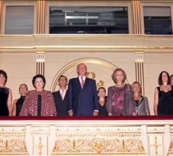 La Familia Real y los familiares de Rostropovich en el Palco Real