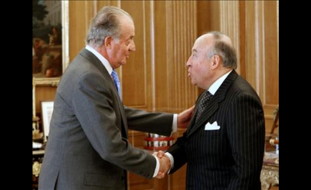 Su Majestad el Rey recibe el saludo del presidente ejecutivo de la Corporación Andina de Fomento, Enrique García