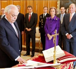 El nuevo presidente del Tribunal de Cuentas jura su cargo ante Sus Majestades los Reyes