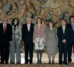 La Princesa de Asturias junto a los miembros del Patronato de la Fundación Leticia Castillejo