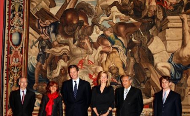 Los Duques de Palma, con la subsecretaria de Cultura, el presidente del Consejo de Administración del Patrimonio Nacional, el presidente de Pryconsa y