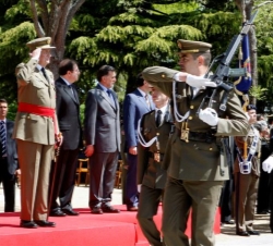 Su Majestad el Rey presidió, en Segovia, los actos militares con motivo de la conmemoración del Dos de Mayo
