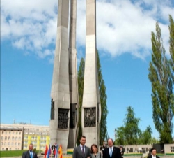 Los Príncipes junto al alcalde de Gdansk