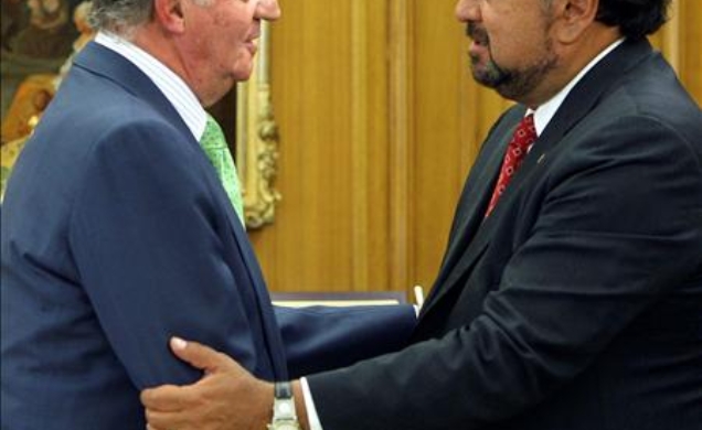 Don Juan Carlos con el gobernador del Estado de Nuevo México, Sr. Bill Richardson