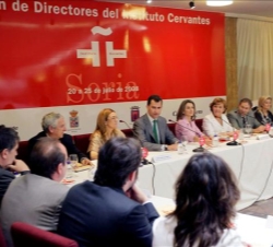 Los Príncipes de Asturias, durante la reunión