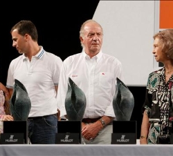 Sus Majestades los Reyes y Sus Altezas Reales los Príncipes de Asturias, durante el acto