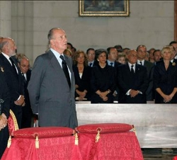 Don Juan Carlos y Doña Sofía, durante la Eucaristía