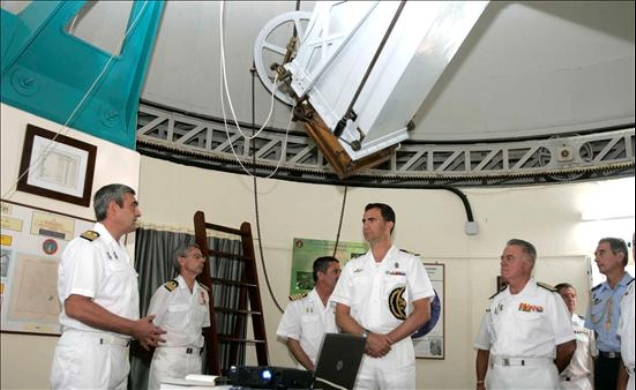 Su Alteza Real el Príncipe de Asturias durante su visita al Real Instituto y Observatorio de la Armada de San Fernando