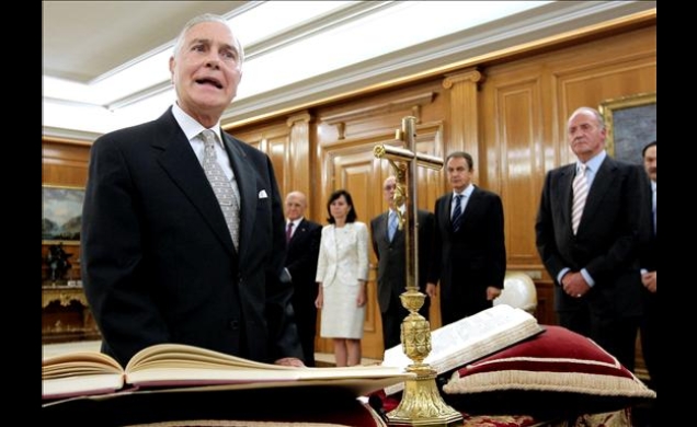 El nuevo presidente del Tribunal Supremo y del Consejo General del Poder Judicial jura su cargo ante Su Majestad el Rey