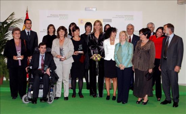 Fotografía de grupo con los galardonados