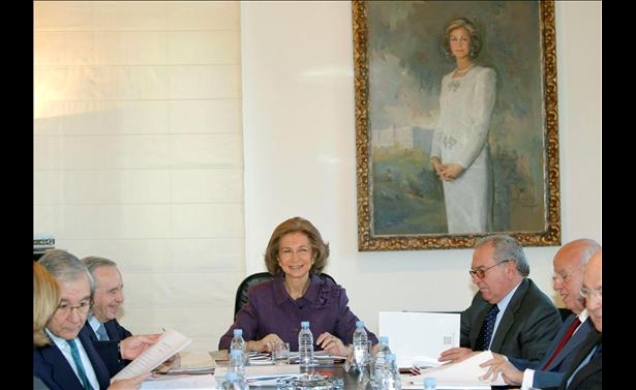 Doña Sofía durante la reunión de la Fundación