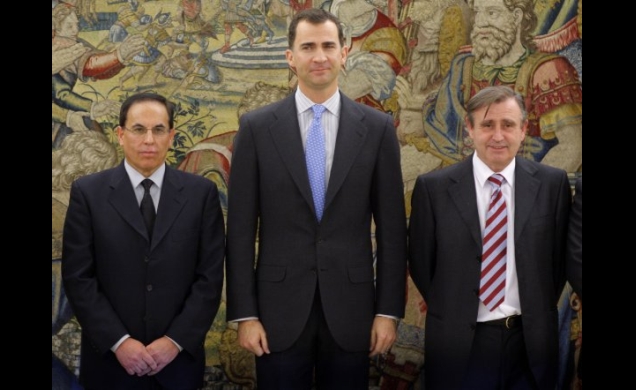 Don Felipe con los representantes de la Asociación Española de Fabricantes de Ladrillos y Tejas