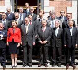Don Juan Carlos con la representación del Consejo Asesor de la Revista Jurídica de Derecho Comunitario, Noticias de la Unión Europea