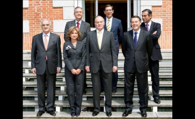 Su Majestad el Rey con el Patronato de la Fundación Wolters Kluwer