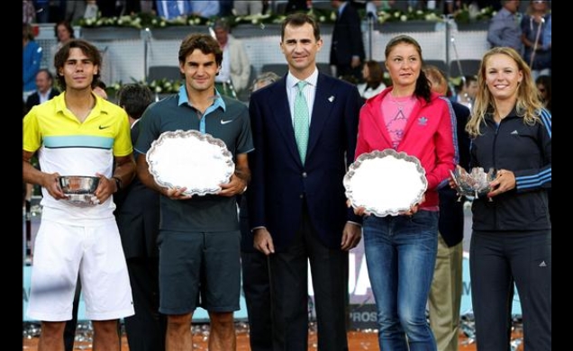 Don Felipe, con los ganadores, Roger Federer y Dinara Safina, y los finalistas, Rafael Nadal y Caroline Wozniacki