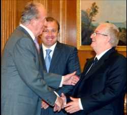 El Rey, con Juan Mari Arzak, junto al secretario de Estado de Turismo