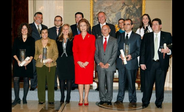 Fotografía de grupo con los galardonados