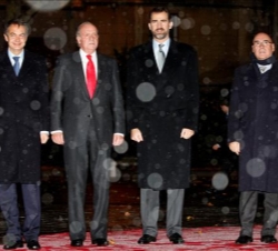 El Rey y el Príncipe, con el presidente del Gobierno y el presidente del Senado, a su llegada