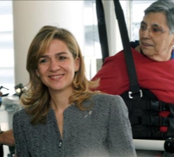 La Infanta, durante su recorrido por las instalaciones
