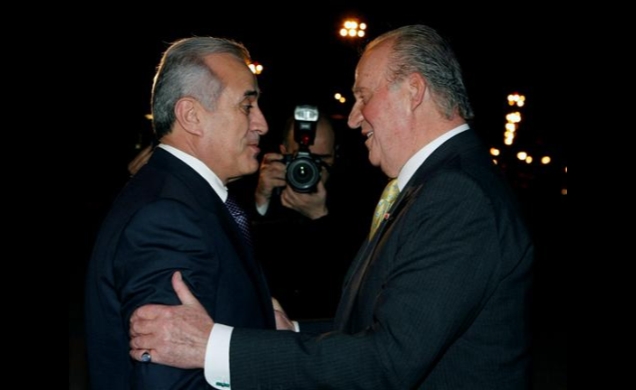 El Presidente Sleiman recibe a Don Juan Carlos a su llegada a Beirut