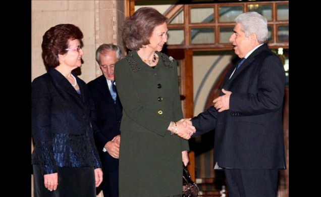 Doña Sofía, con el Presidente de Chipre y su esposa, en el Palacio Presidencial