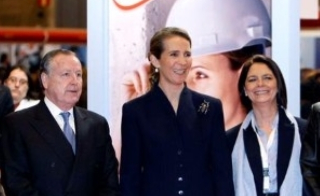 La Infanta Doña Elena, con la la consejera de Empleo y Mujer de la Comunidad de Madrid, Paloma Adrados, el presidente de la Junta Rectora de IFEMA, Jo