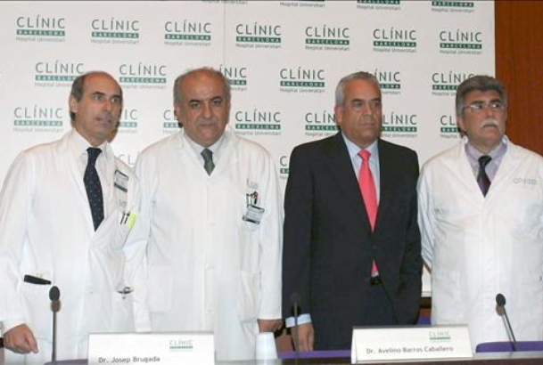 Comparecencia del equipo médico tras la intervención, a mediodía del 8 de mayo