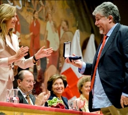 Doña Cristina durante la entrega del premio al proyecto integral de atención a inmigrantes de Cruz Roja en Baena (Córdoba), que ha sido recogido por F