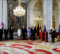 Los Reyes, los Príncipes, el presidente del Gobierno español, el primer ministro portugués, el presidente del Parlamento Europeo y el presidente de la