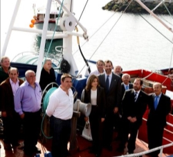 Don Felipe y Doña Letizia, a bordo de un pesquero