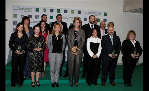 Fotografía de grupo con los premiados