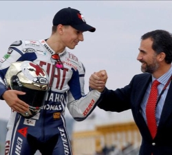 Su Alteza Real junto al Campeón del Mundo, Jorge Lorenzo