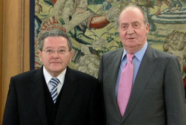 Don Juan Carlos, con Salustiano del Campo 