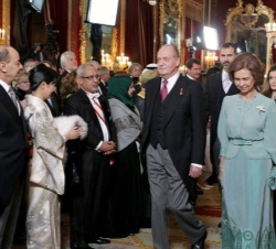 Los Reyes y los Príncipes abandonan el Salón del Trono una vez finalizado el discurso del Rey