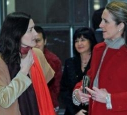 Su Alteza Real la Infanta Doña Elena junto a la ministra de Cultura, a su llegada a la Biblioteca Nacional 