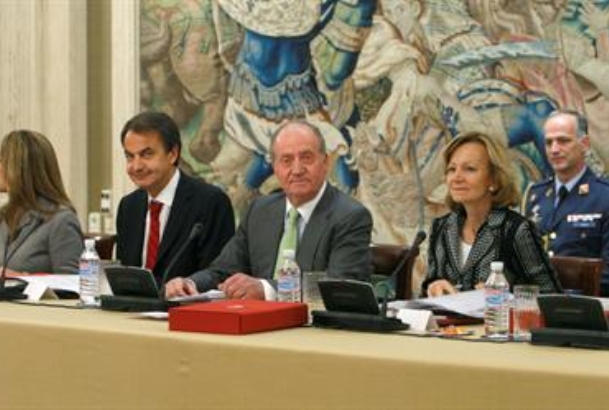 Fotografía de la mesa presidencial