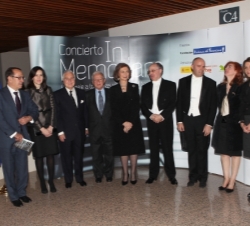 Fotografía de grupo con los artistas