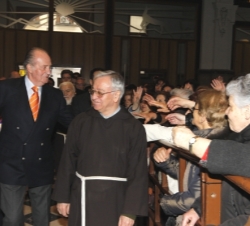 Don Juan Carlos a su entrada al Templo