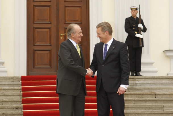 Su Majestad el Rey junto al Presidente de la República Federal de Alemania, Sr. Christian Wulff